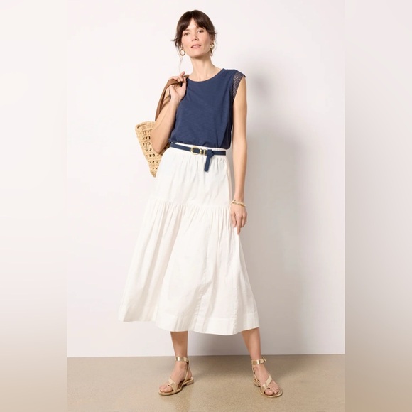 Evereve Tops - Evereve Penelope Eyelet Trim Tank